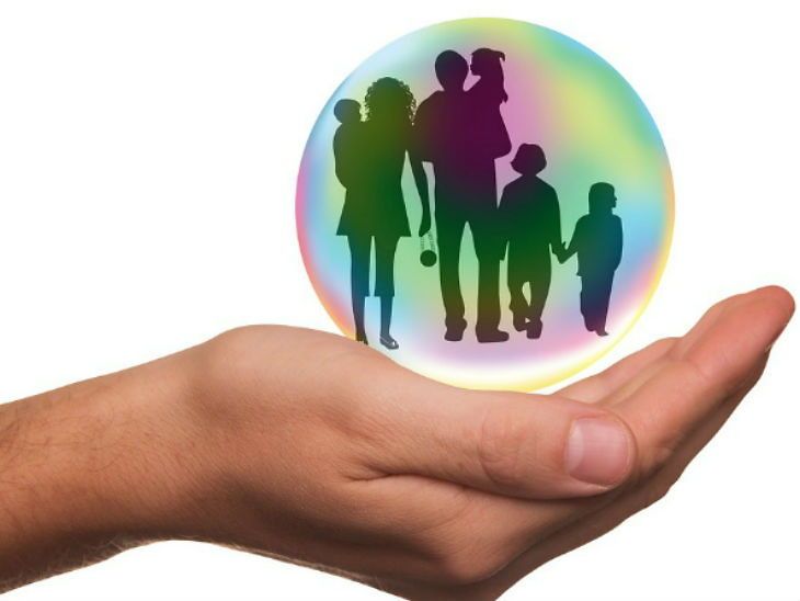 Annual population growth and census delay in Kolhapur